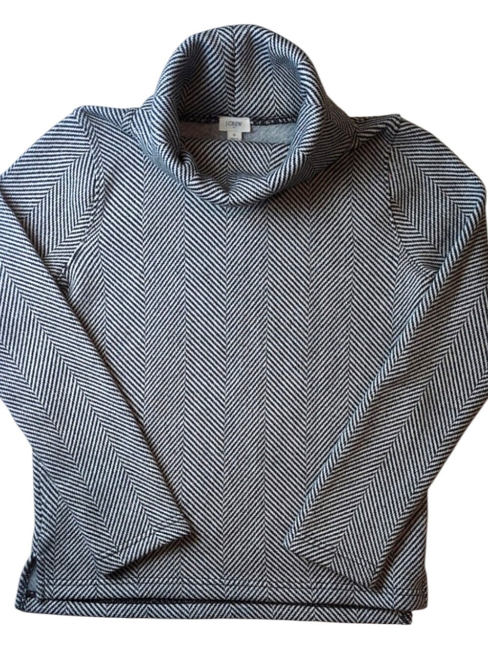 J. Crew Women's Funnel Neck Fleece Pull Over Back White Pattern Sweatshirt Small